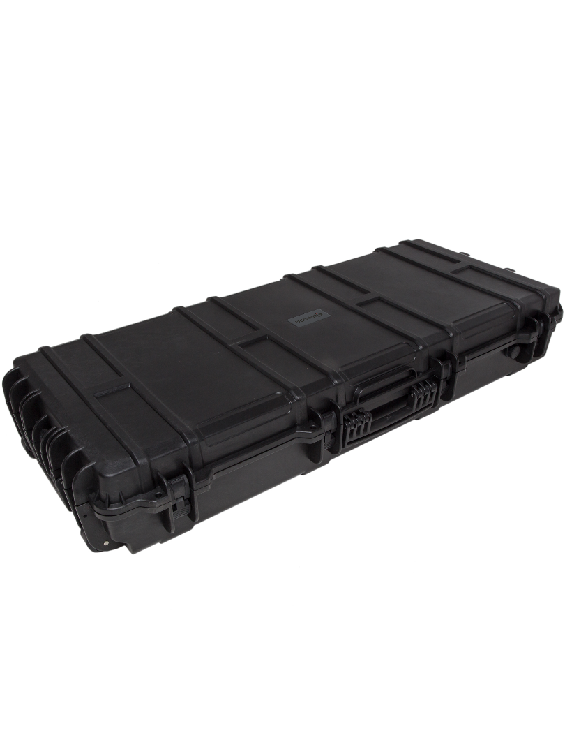 Heavy-duty Parra 9374 rifle case with wheels, showing durable injection-moulded construction, secure latches, and IP67 waterproof design.